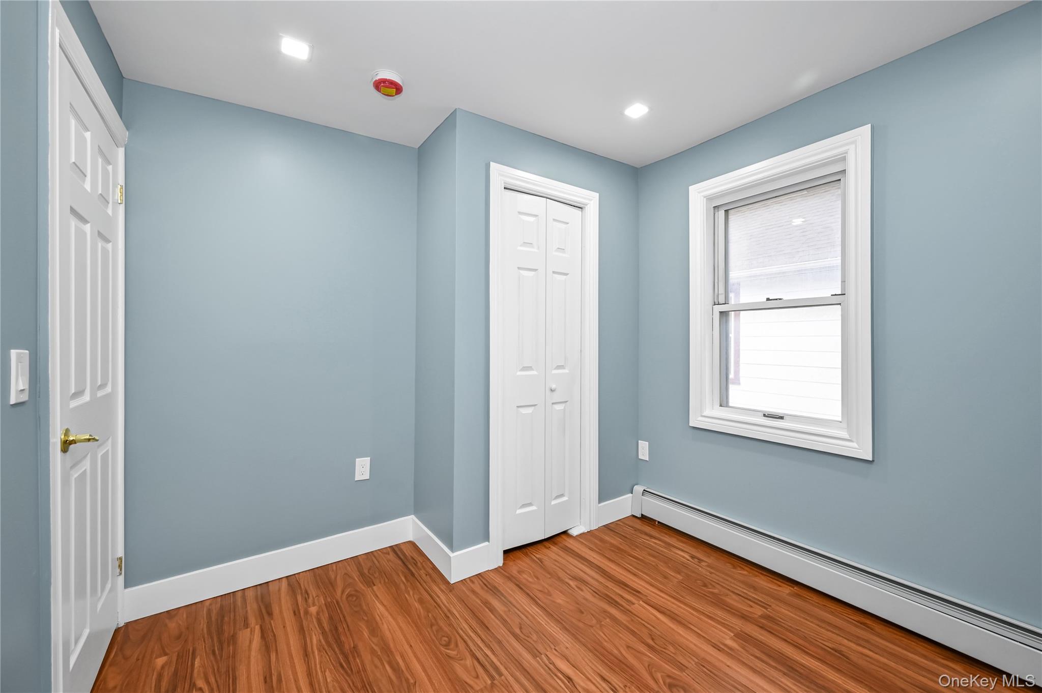 #9 photo, 11044 177th Street, Jamaica , NY 11433