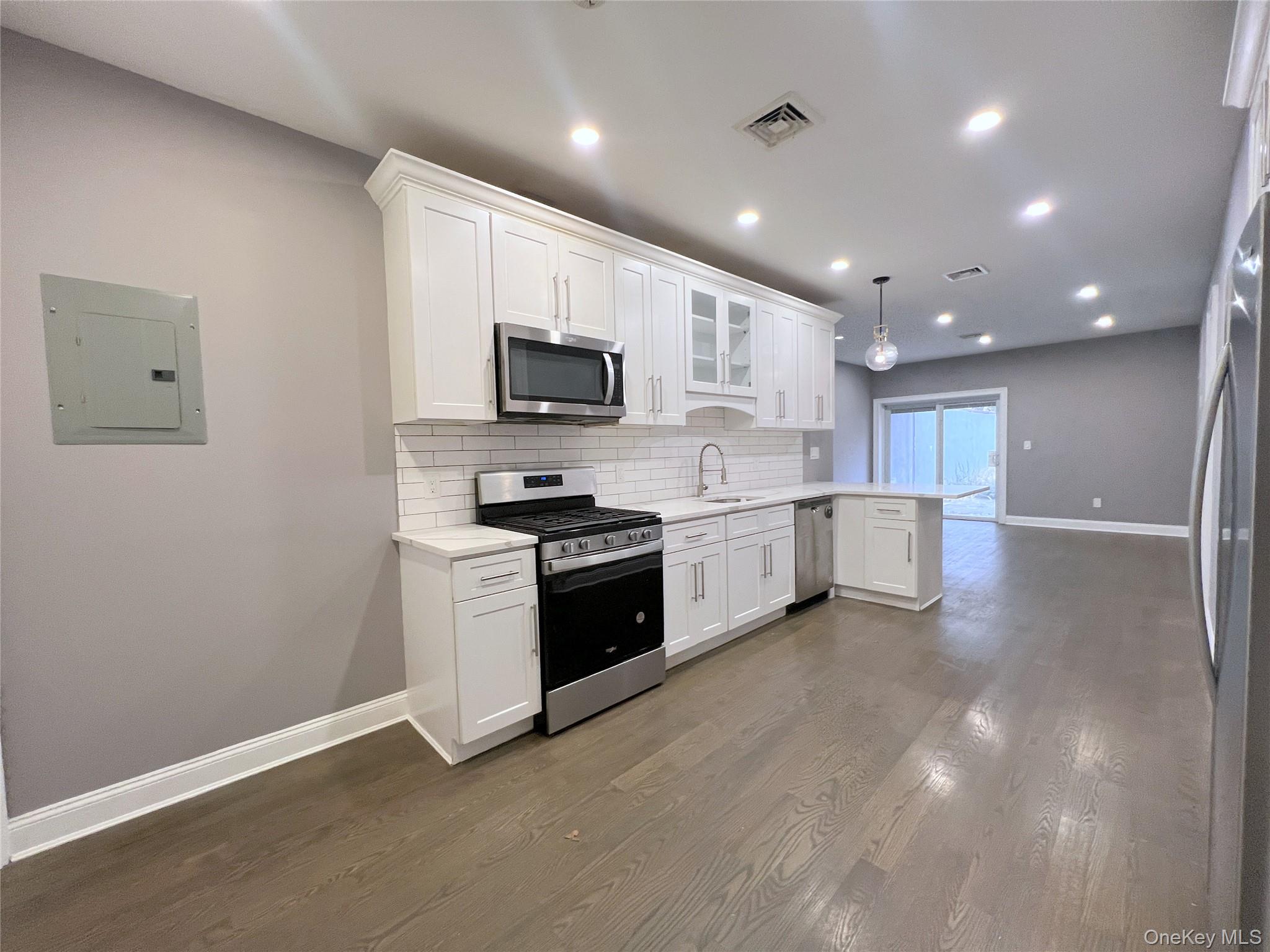 #2 photo, 6802 Jay Avenue, Maspeth , NY 11378