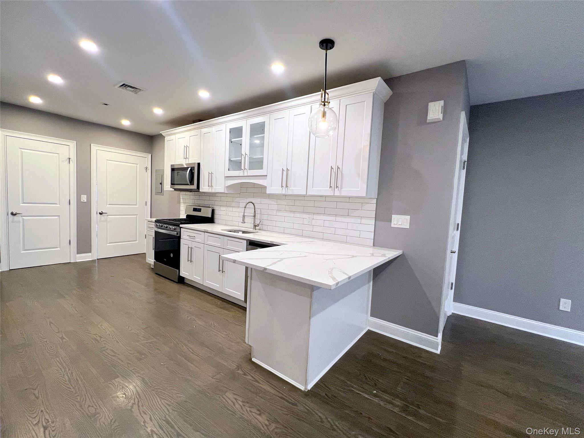 #3 photo, 6802 Jay Avenue, Maspeth , NY 11378