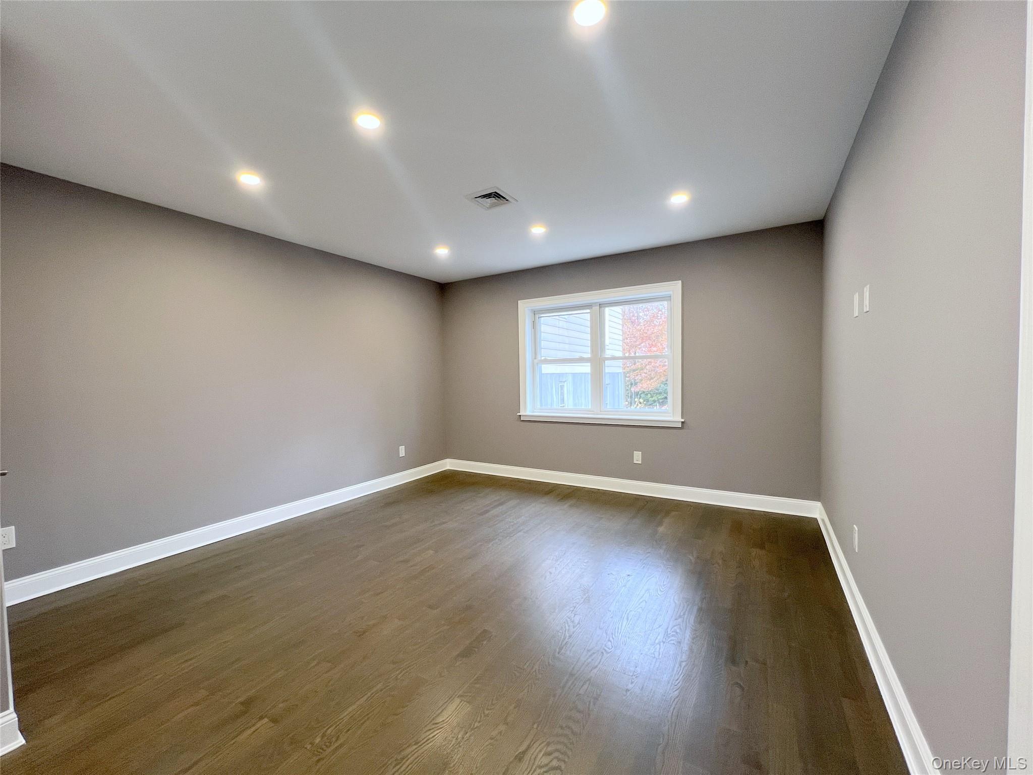 #5 photo, 6802 Jay Avenue, Maspeth , NY 11378