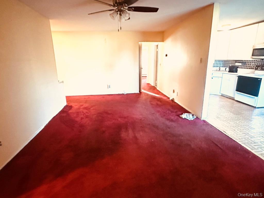 #10 photo, 700 Broadway, Amityville , NY 11701