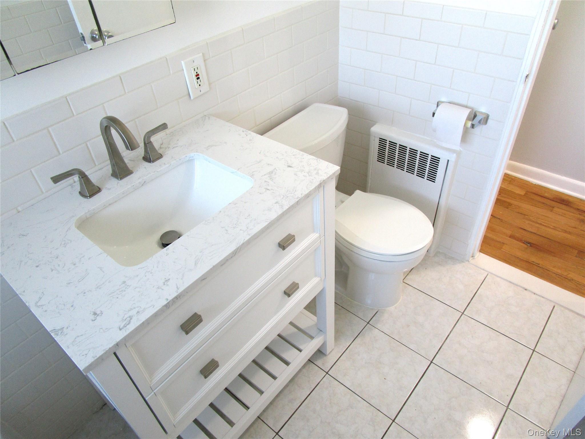 #14 photo, 324 Post Avenue, Westbury , NY 11590