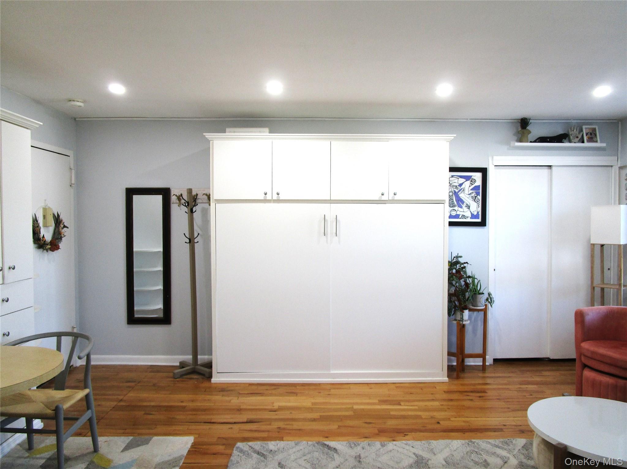 #7 photo, 324 Post Avenue, Westbury , NY 11590