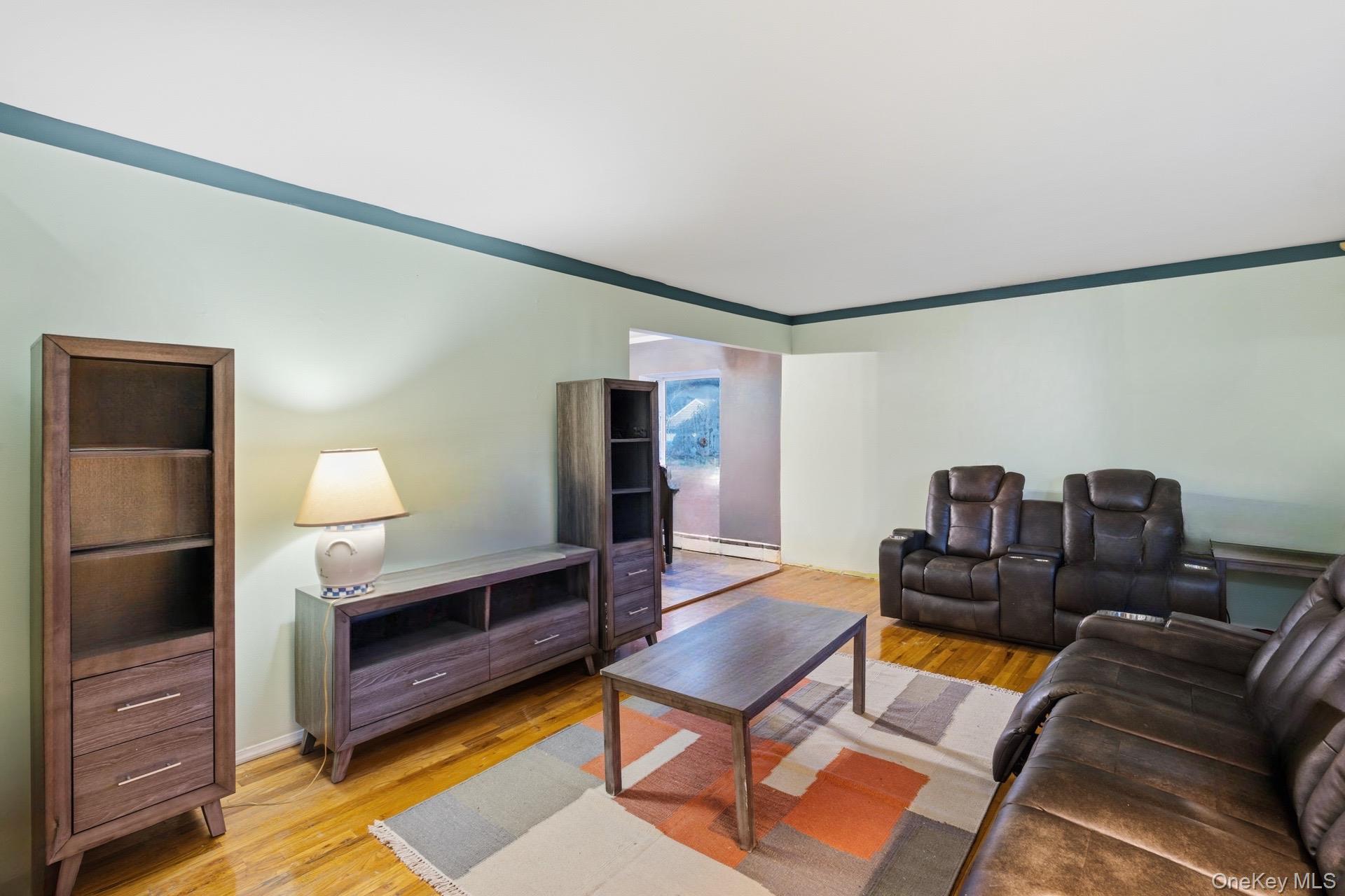 #4 photo, 11 Val Court, سوفولك Holbrook , NY 11741