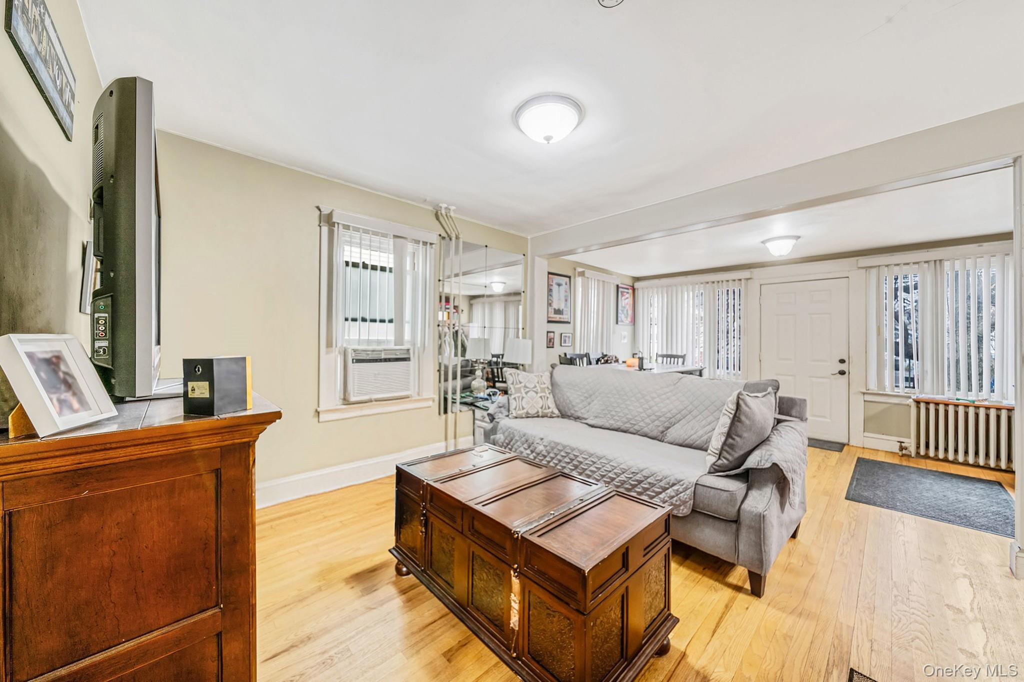 #15 photo, 17 cliffside Avenue, Staten Island , NY 10304