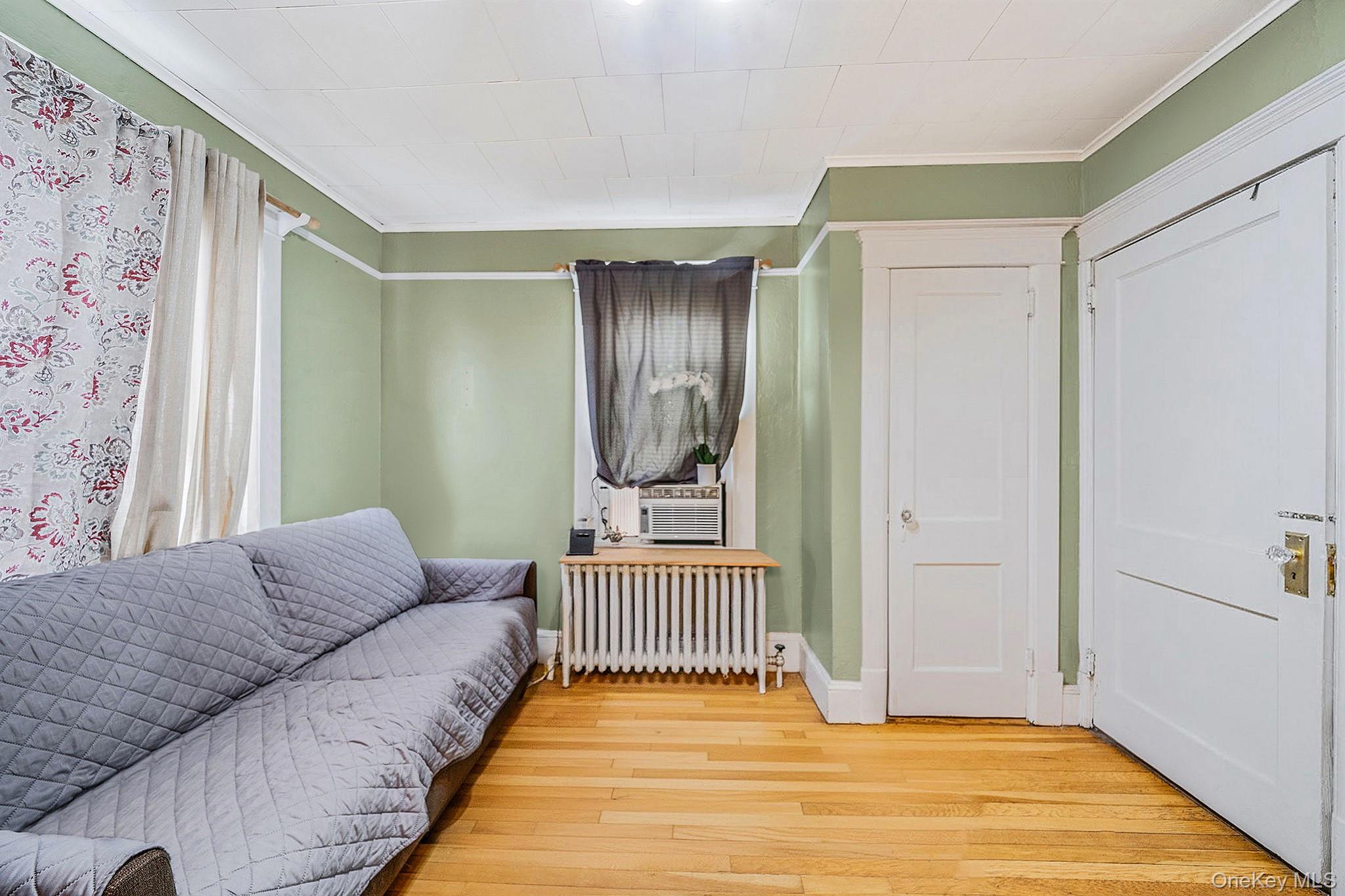 #18 photo, 17 cliffside Avenue, Staten Island , NY 10304