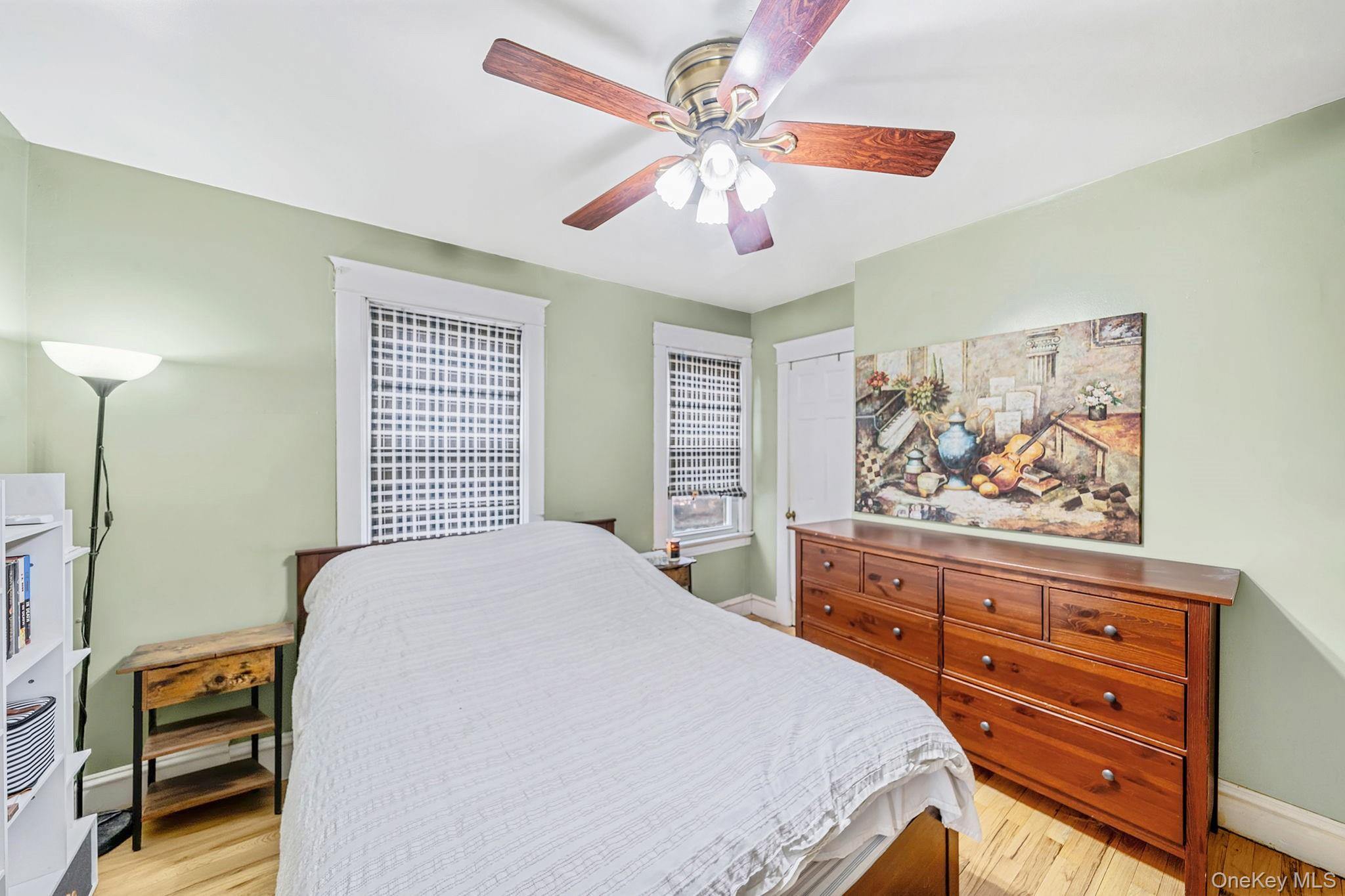 #19 photo, 17 cliffside Avenue, Staten Island , NY 10304