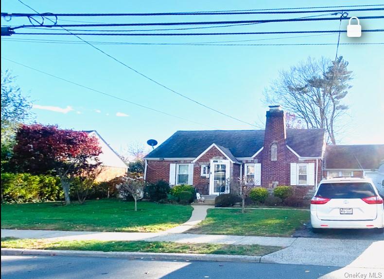 #1 photo, 726 Northern Parkway, Uniondale , NY 11553