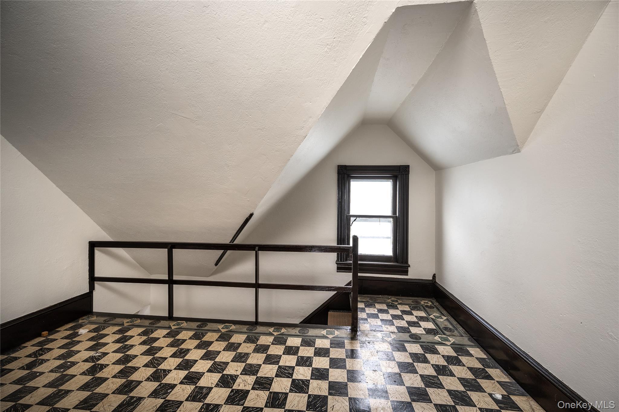 #15 photo, 39 Hamilton Avenue, Ossining , NY 10562