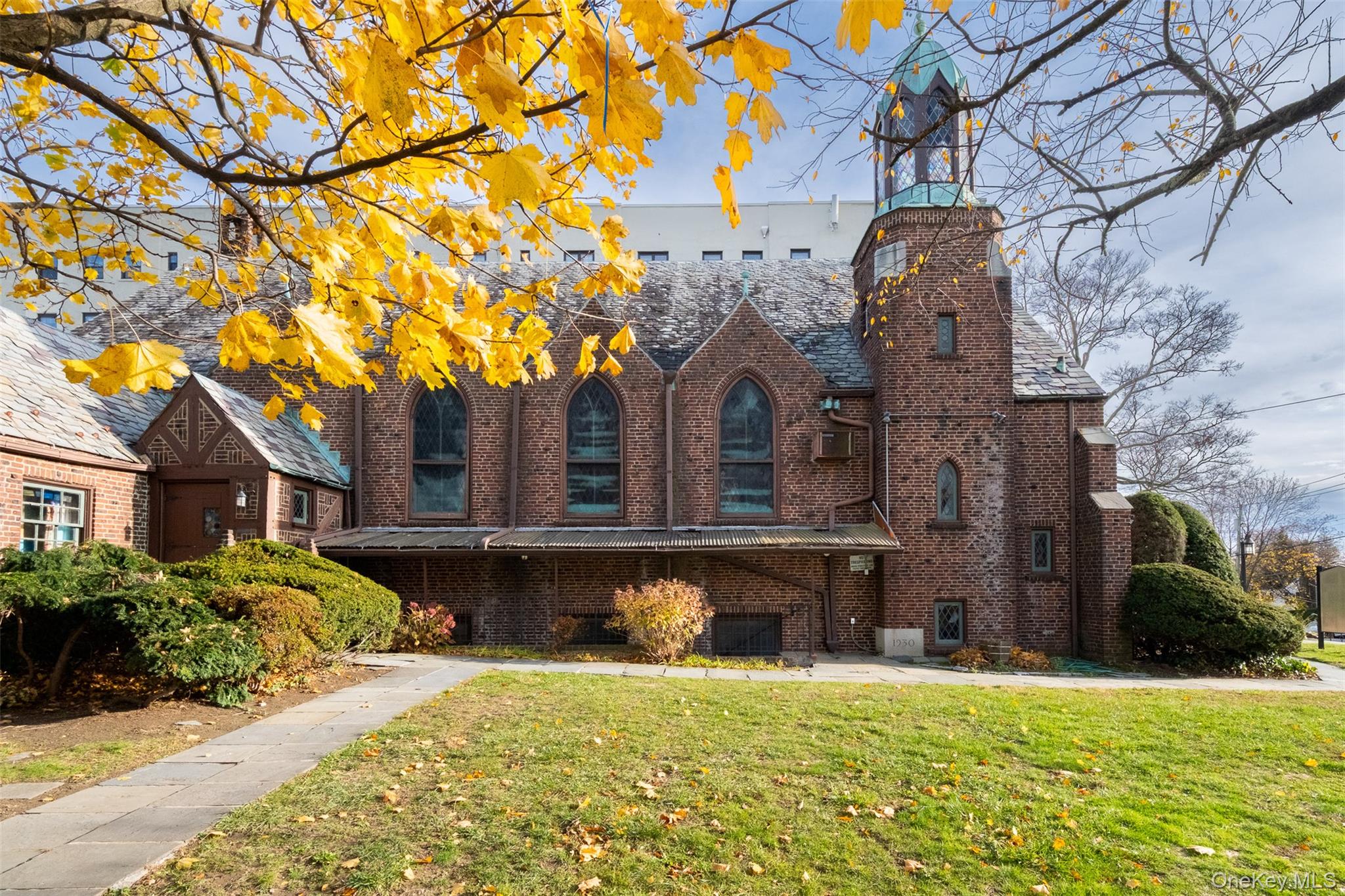 #13 photo, 155 Fenimore Road, Mamaroneck , NY 10543