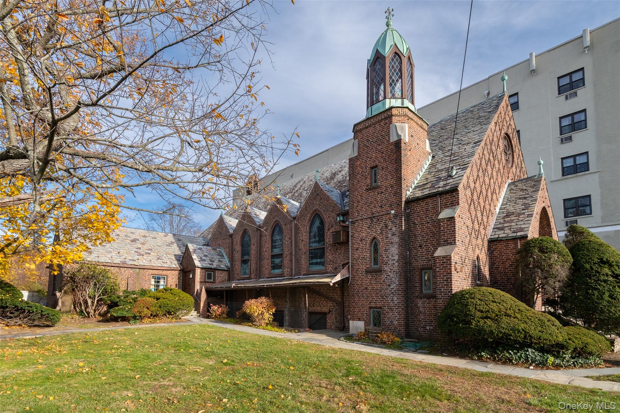 #14 photo, 155 Fenimore Road, Mamaroneck , NY 10543