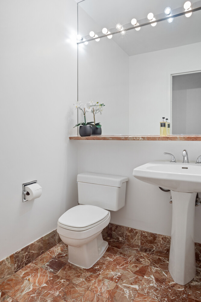 #11 photo, 245 E 93RD Street, Yorkville , NY 10128