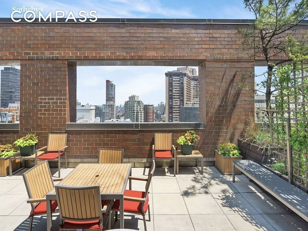 #12 photo, New York City, Upper West Side , NY 10023