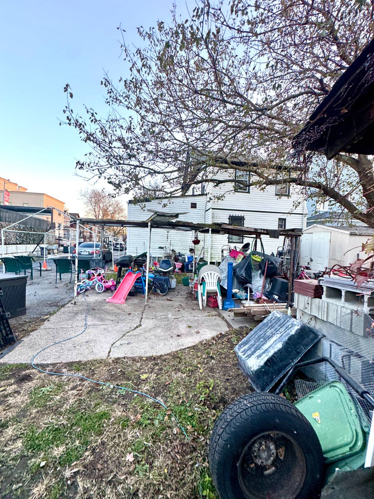 #18 photo, 134-15 102nd Avenue, South Richmond Hill , NY 11419