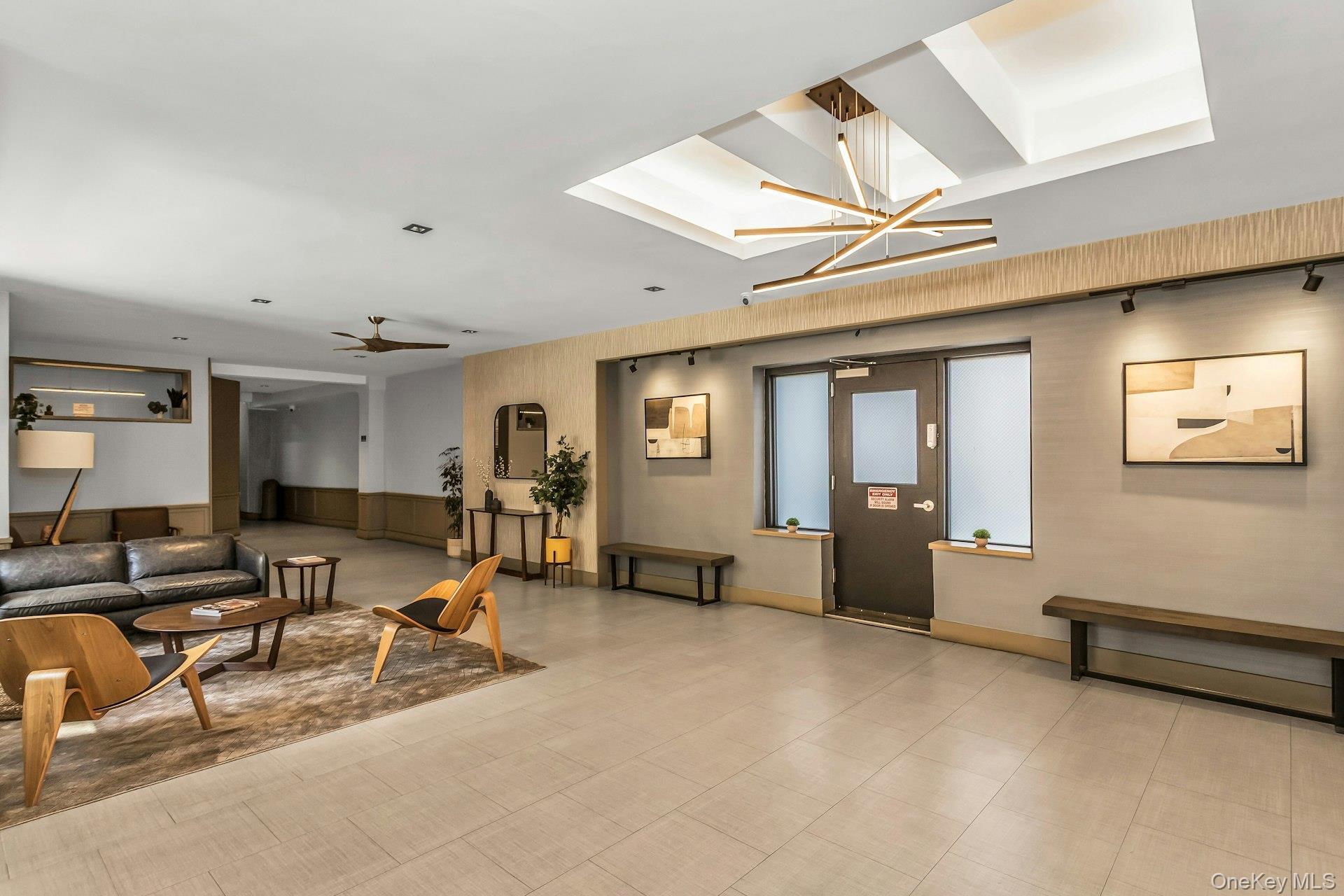 #18 photo, 67-25 Clyde Street, Forest Hills , NY 11375