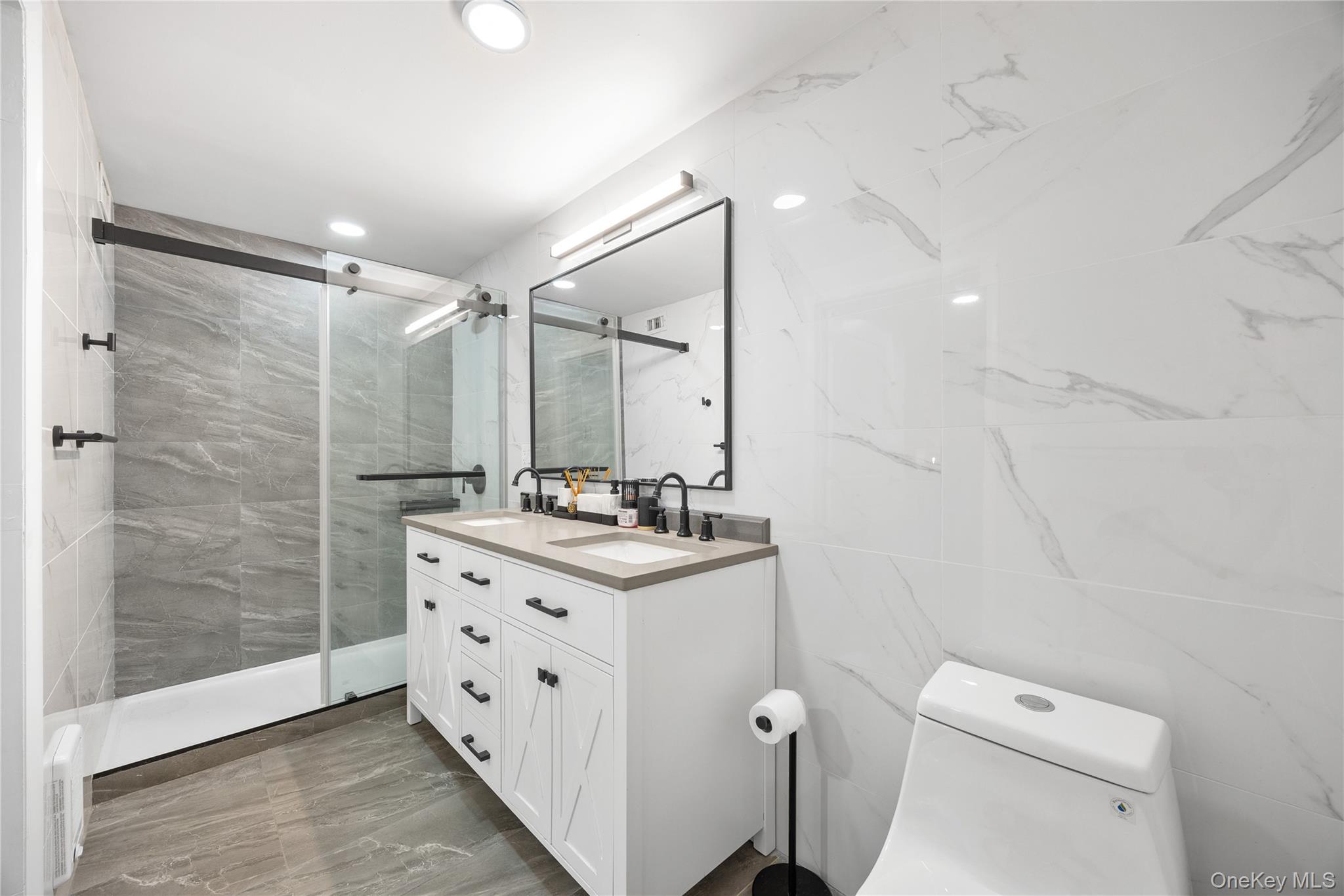 #16 photo, 13338 Sanford Avenue, Flushing , NY 11355