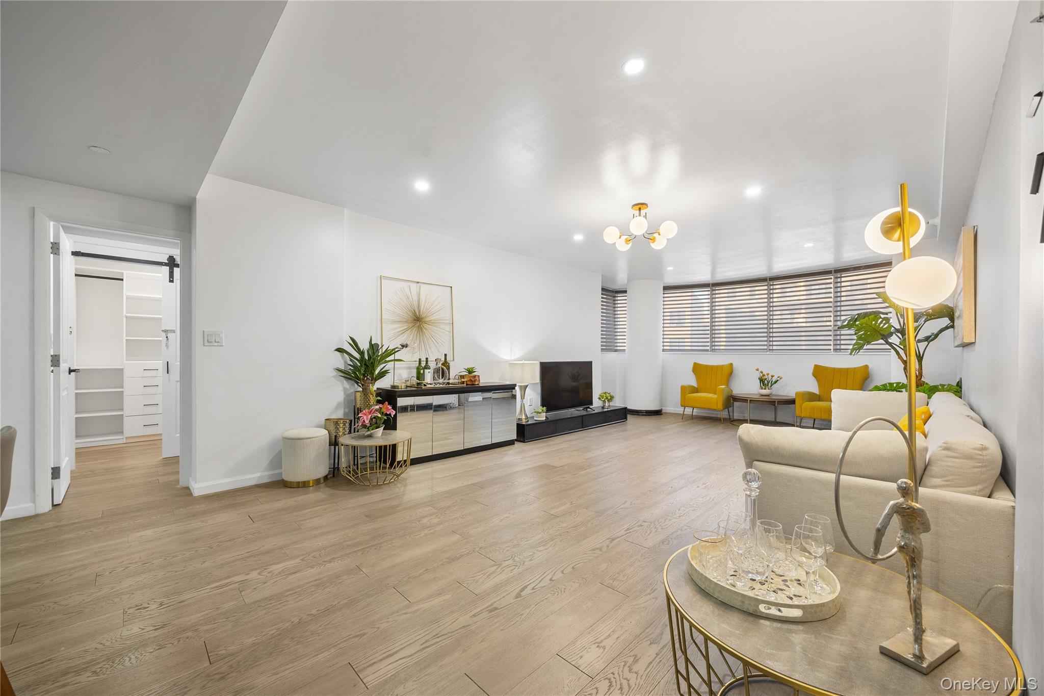 #6 photo, 13338 Sanford Avenue, Flushing , NY 11355