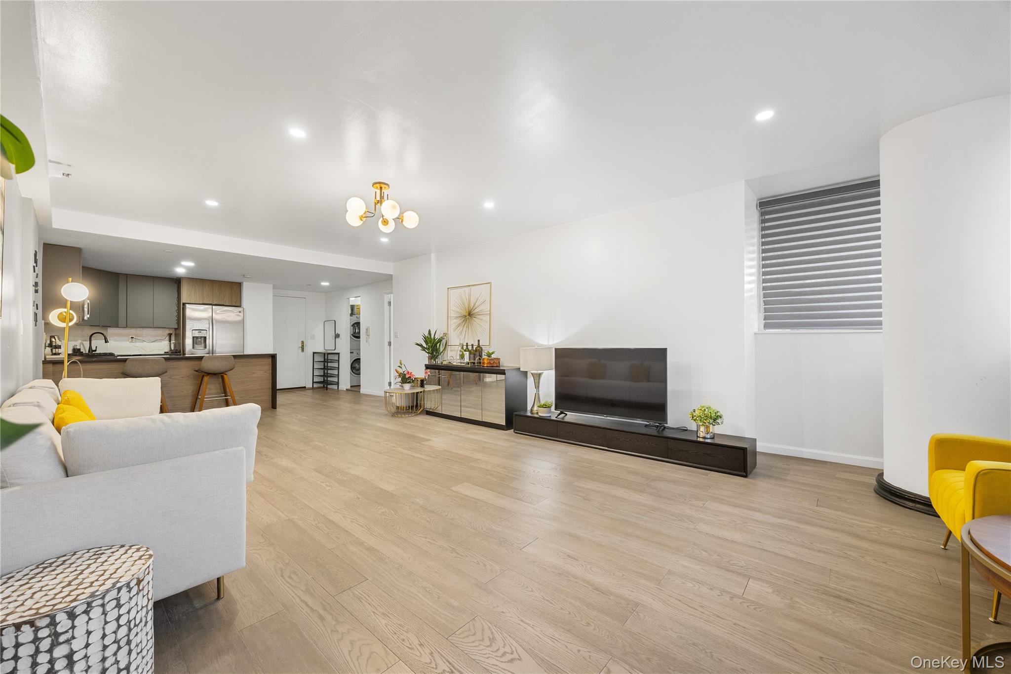 #7 photo, 13338 Sanford Avenue, Flushing , NY 11355