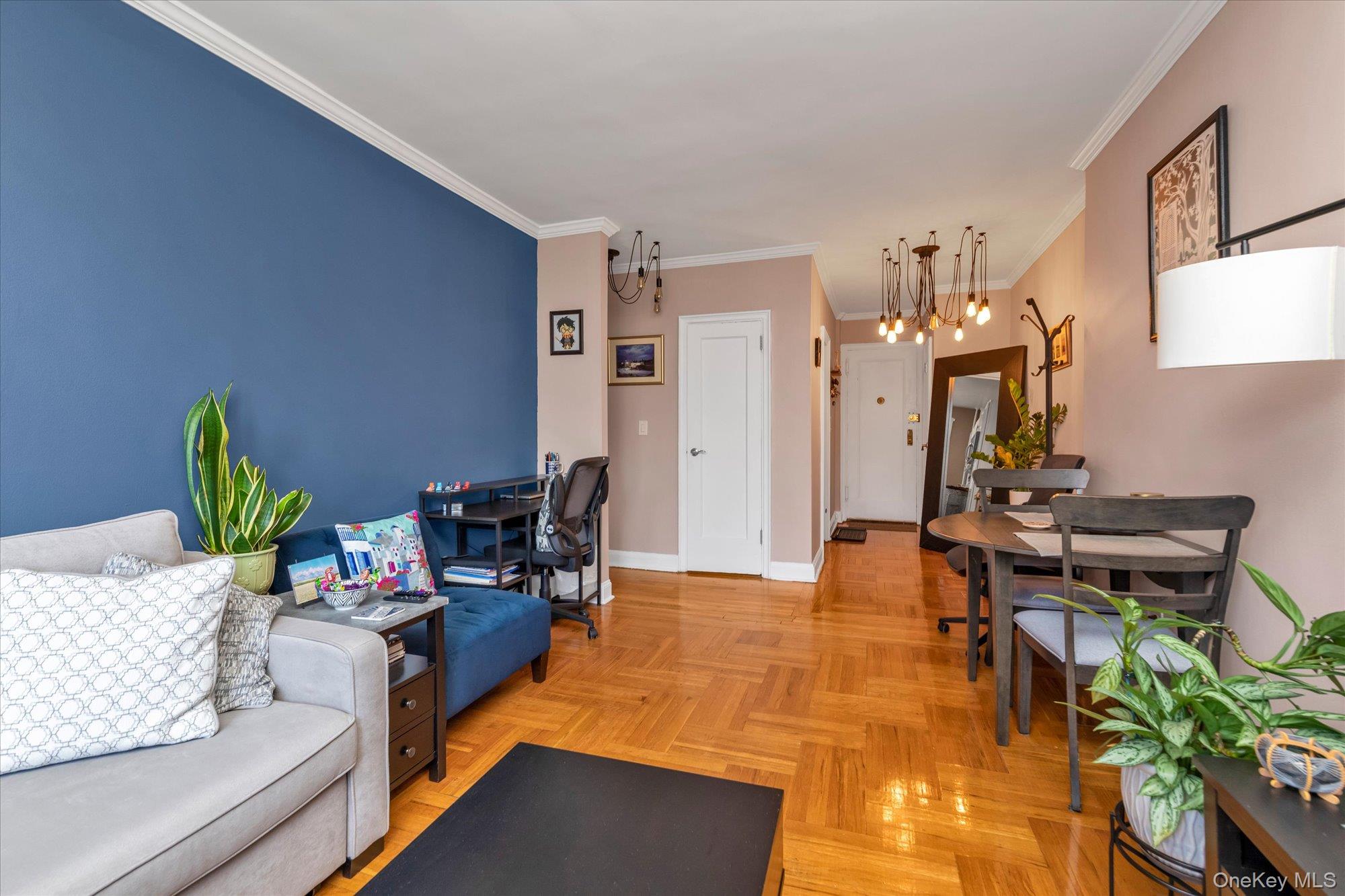 #4 photo, 48-55 43rd Street, Woodside , NY 11377