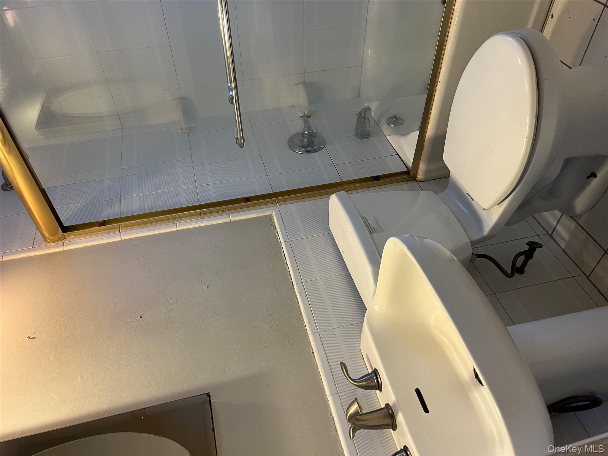 #6 photo, 41 Kingston Street, ناسو Elmont , NY 11003