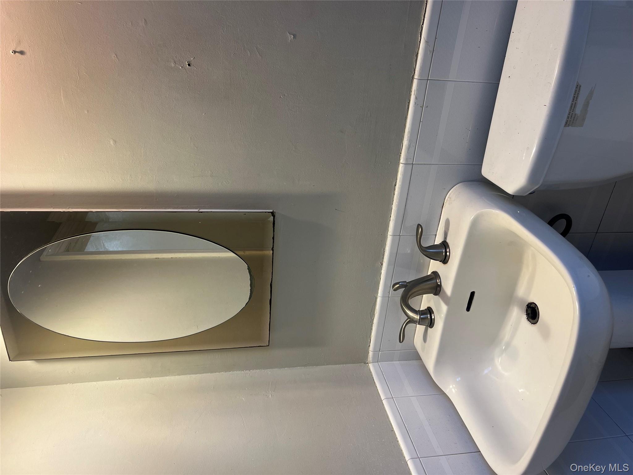 #7 photo, 41 Kingston Street, ناسو Elmont , NY 11003