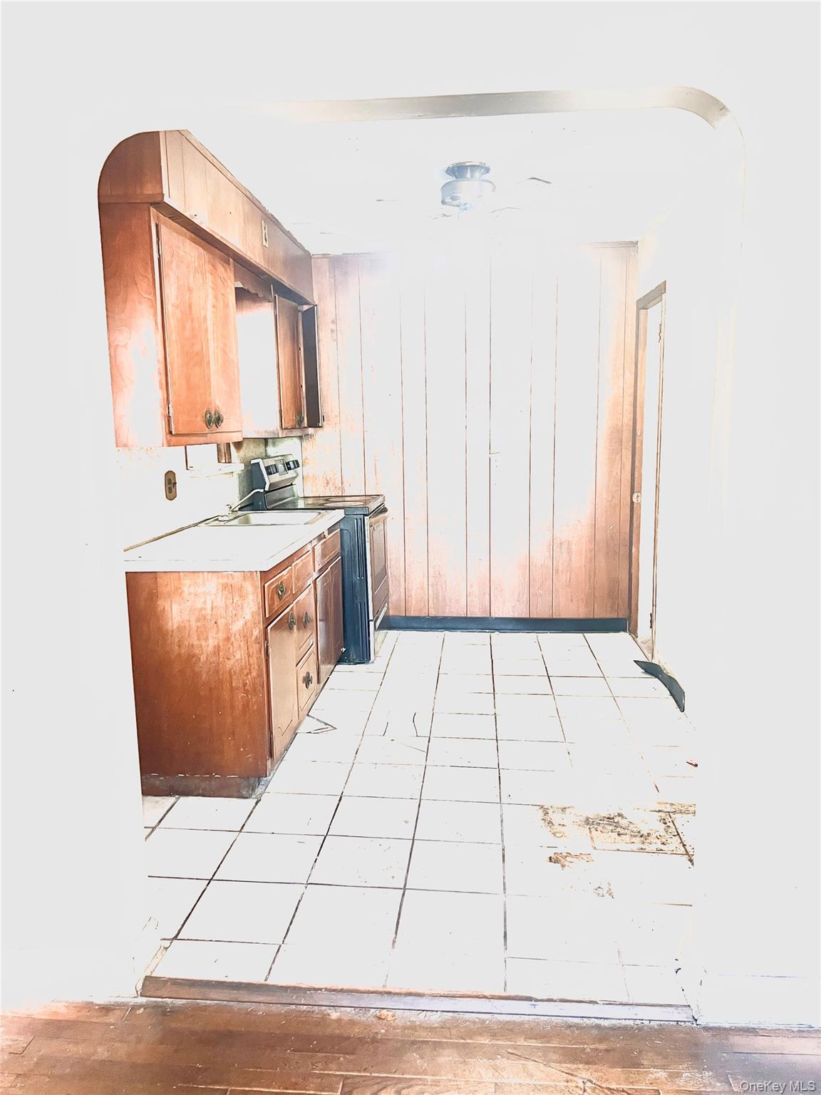 #9 photo, 41 Kingston Street, ناسو Elmont , NY 11003