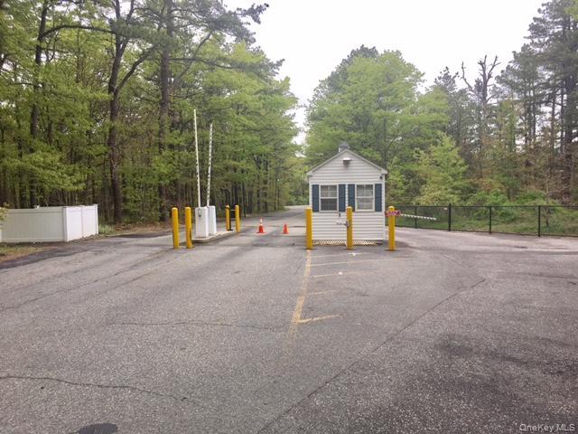 #20 photo, 227 Hill Rise, Calverton , NY 11933