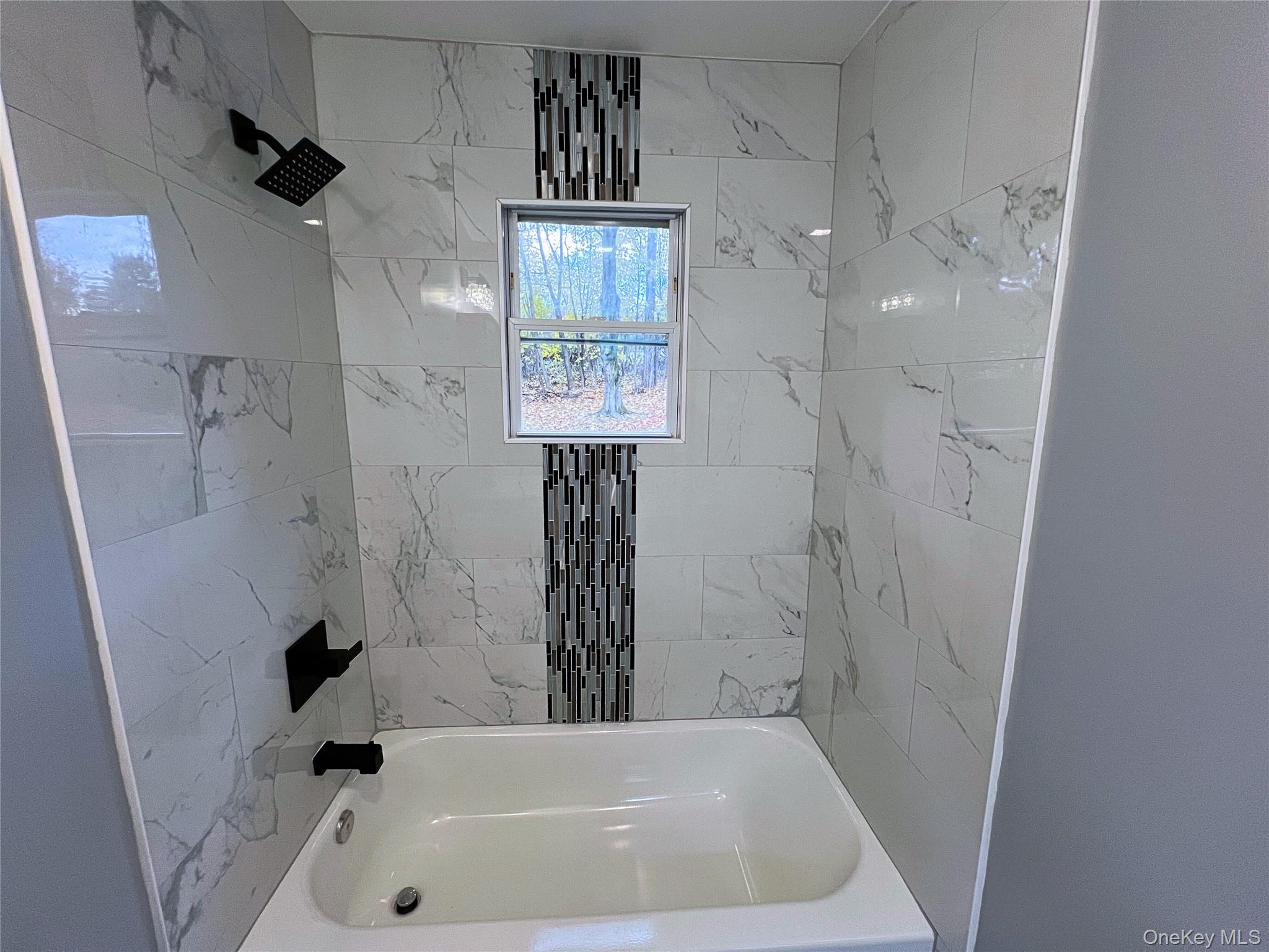 #14 photo, 180 Union Avenue, New Windsor , NY 12553