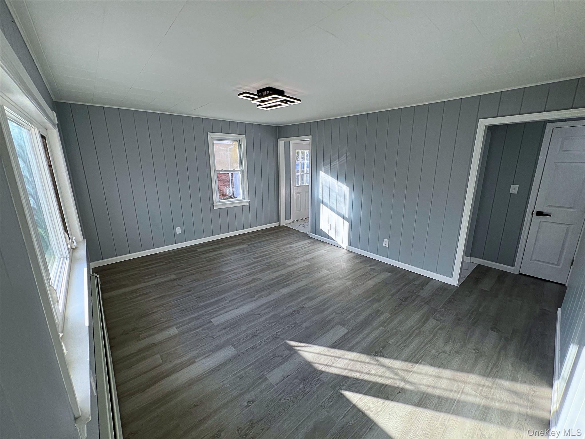 #4 photo, 180 Union Avenue, New Windsor , NY 12553