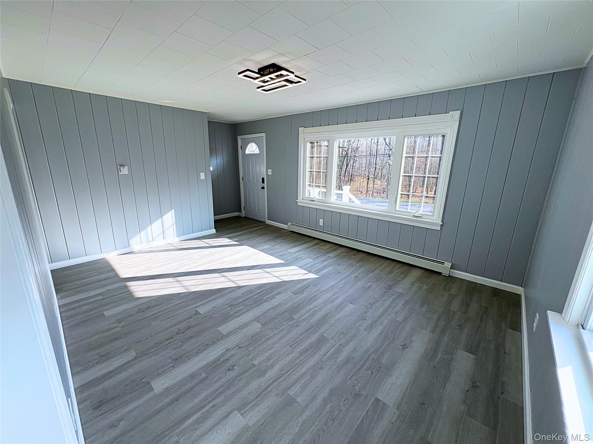 #6 photo, 180 Union Avenue, New Windsor , NY 12553