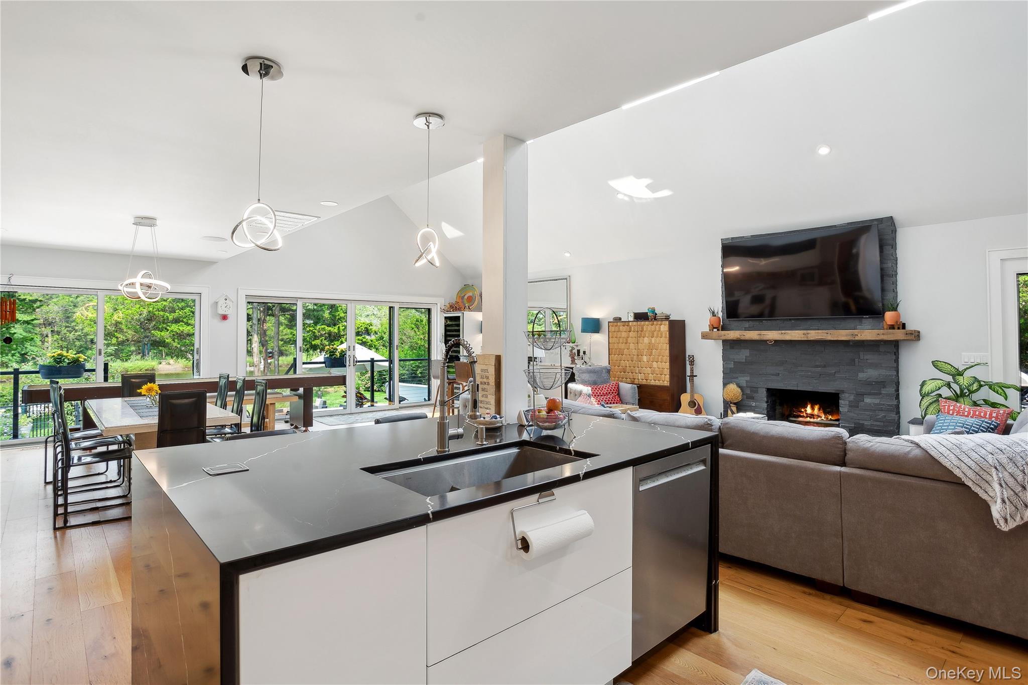 #13 photo, 425 Cedar Point Drive, Southold , NY 11971