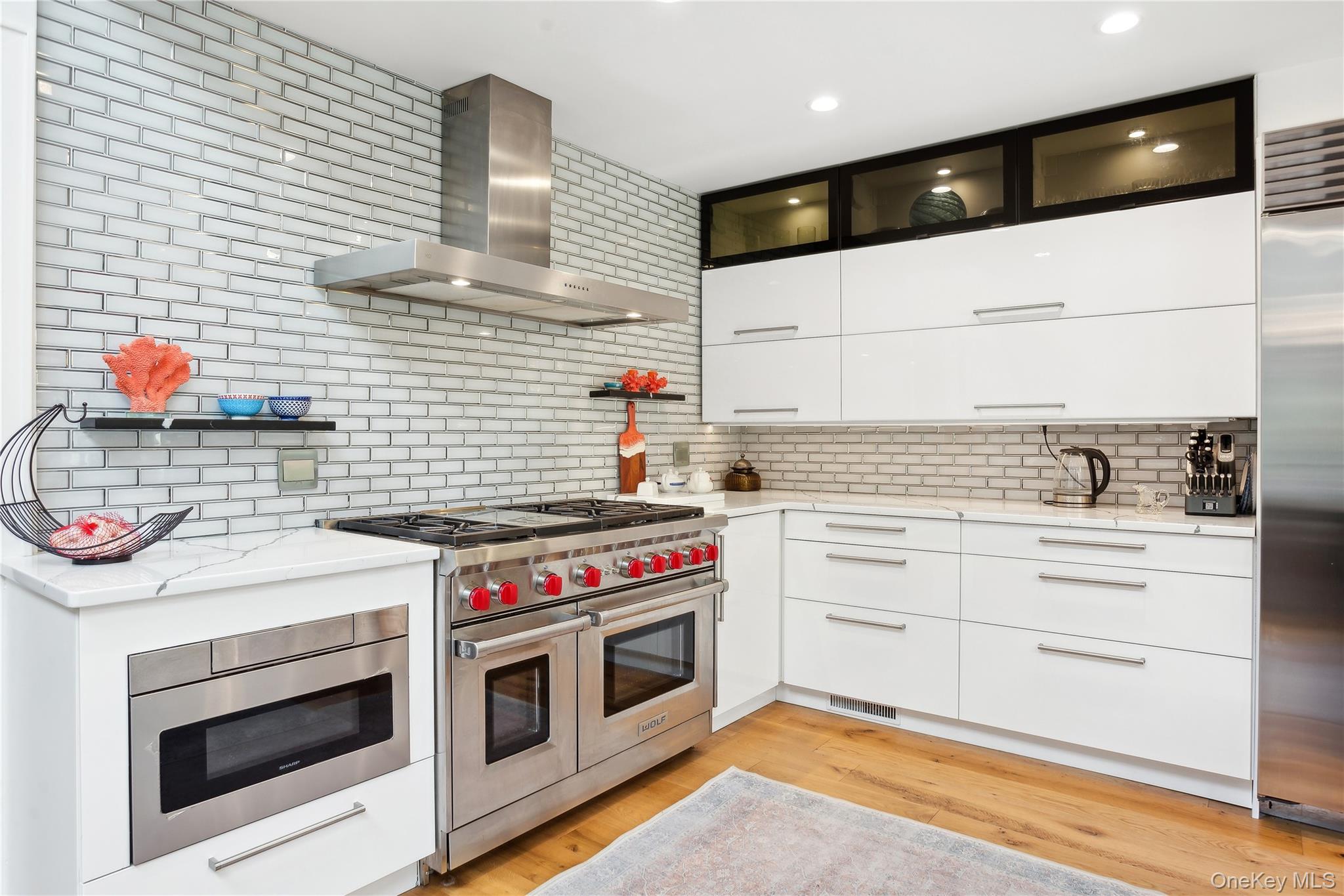 #14 photo, 425 Cedar Point Drive, Southold , NY 11971