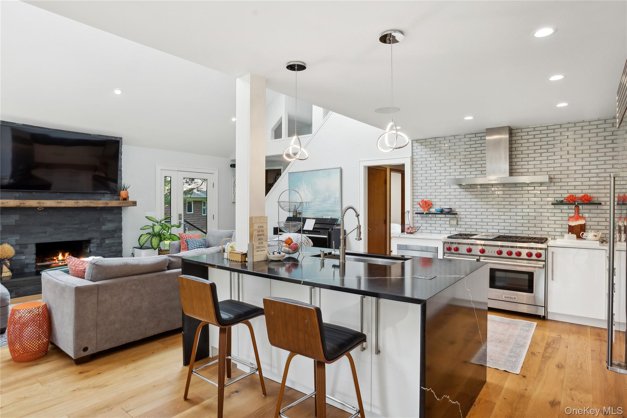 #9 photo, 425 Cedar Point Drive, Southold , NY 11971