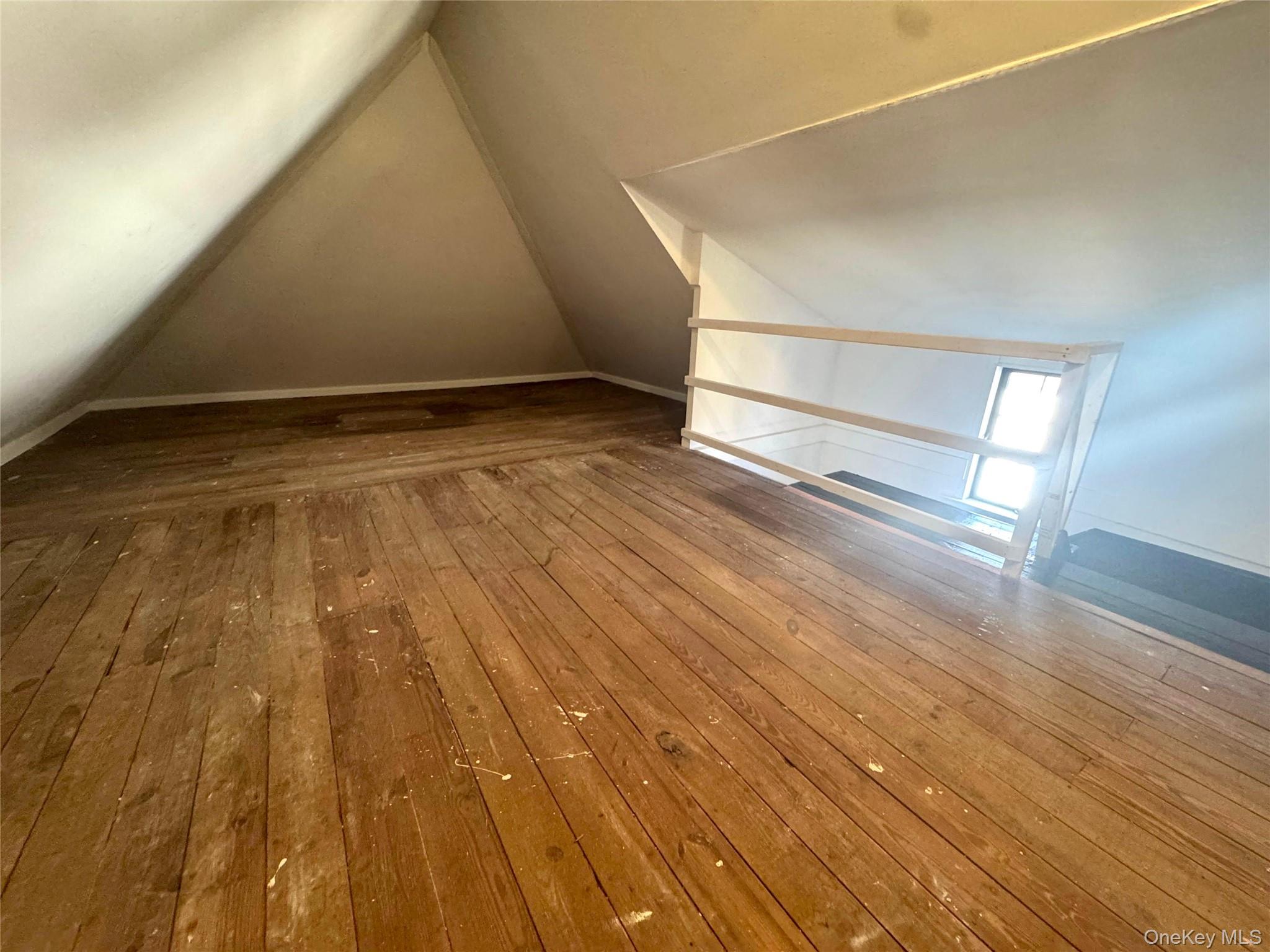 #16 photo, 84 Surrey Lane, Hempstead , NY 11550