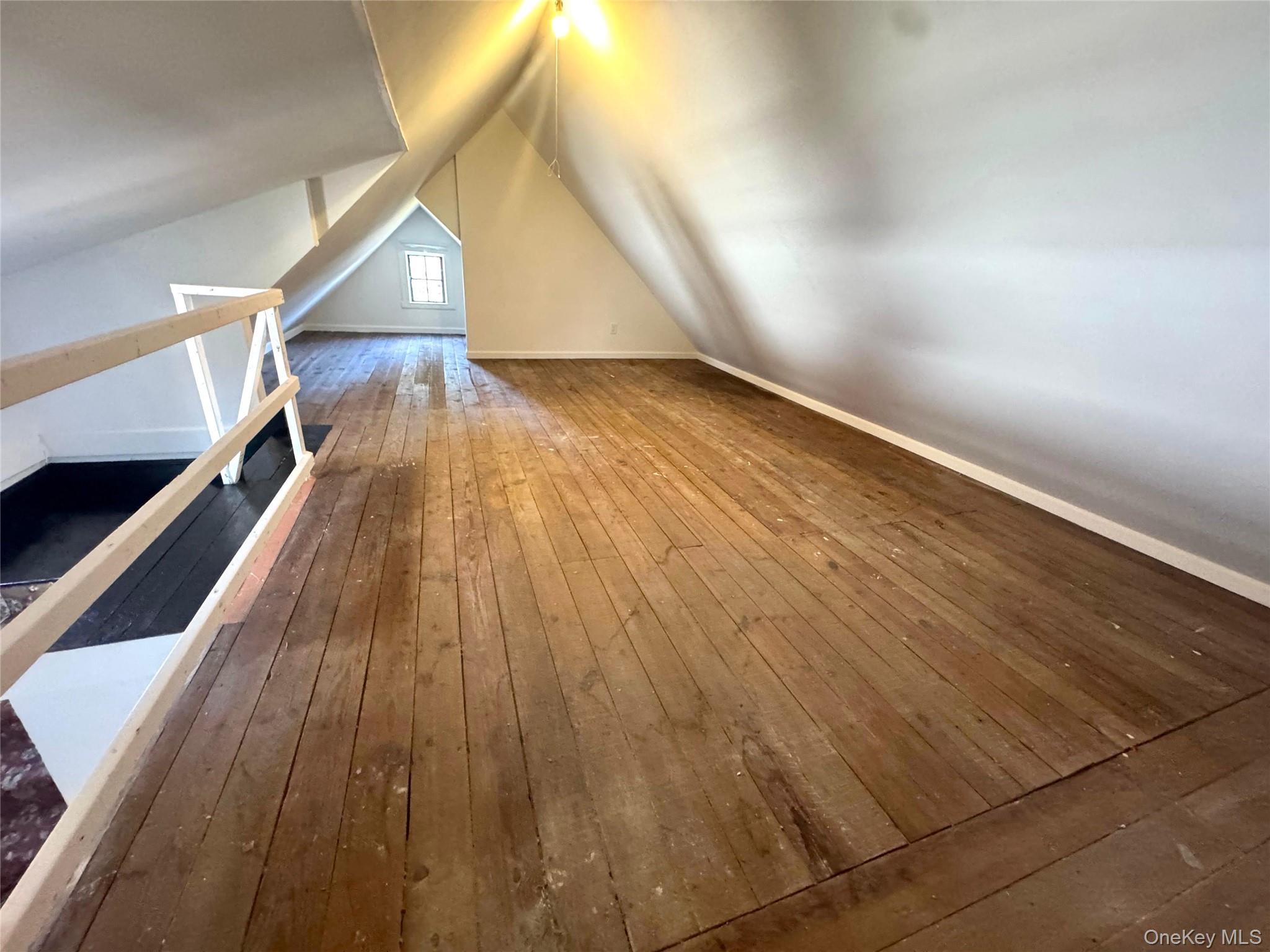 #17 photo, 84 Surrey Lane, Hempstead , NY 11550