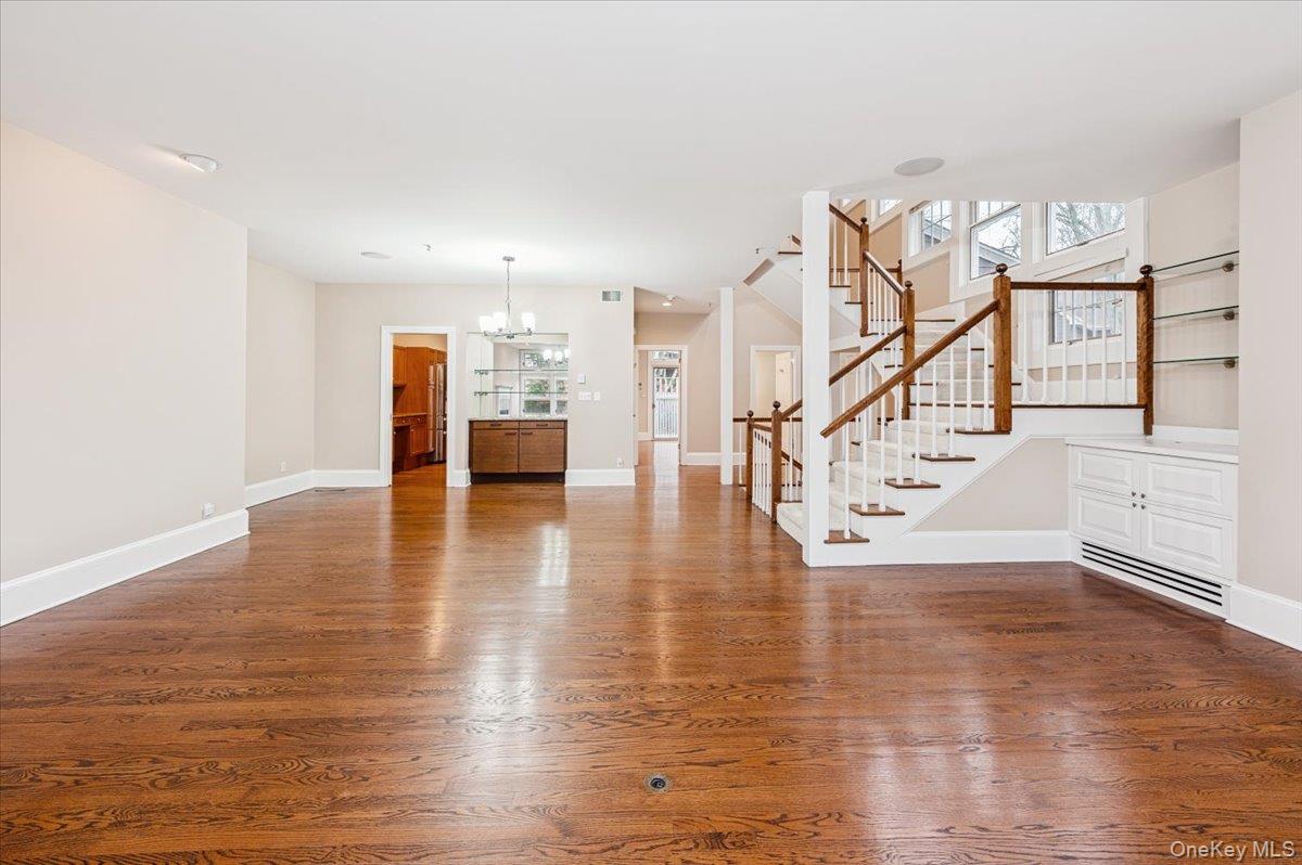 #9 photo, 10 Old Jackson Avenue, Hastings-on-Hudson , NY 10706