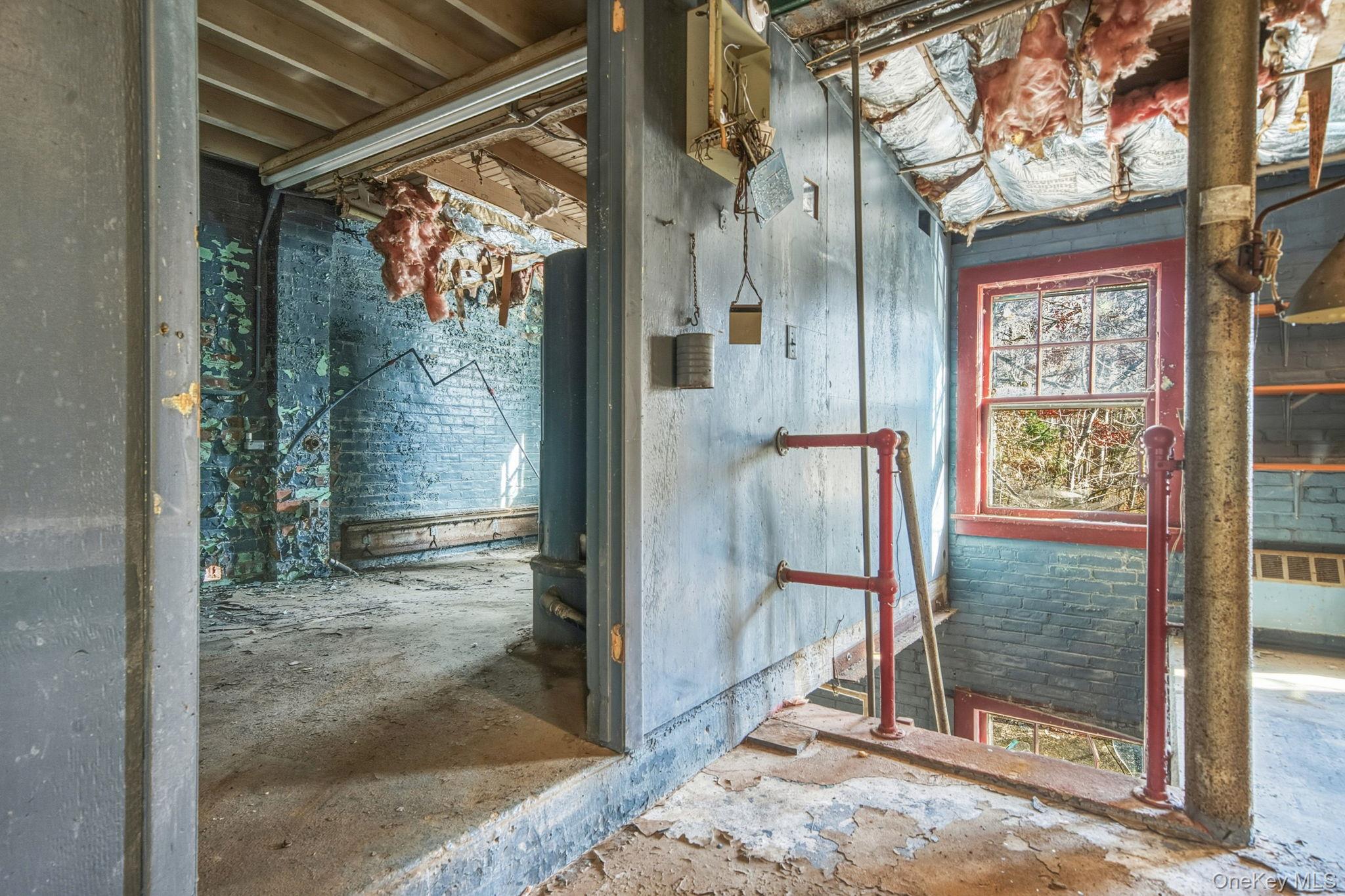 #16 photo, 37 E Market Street, Hyde Park , NY 12538