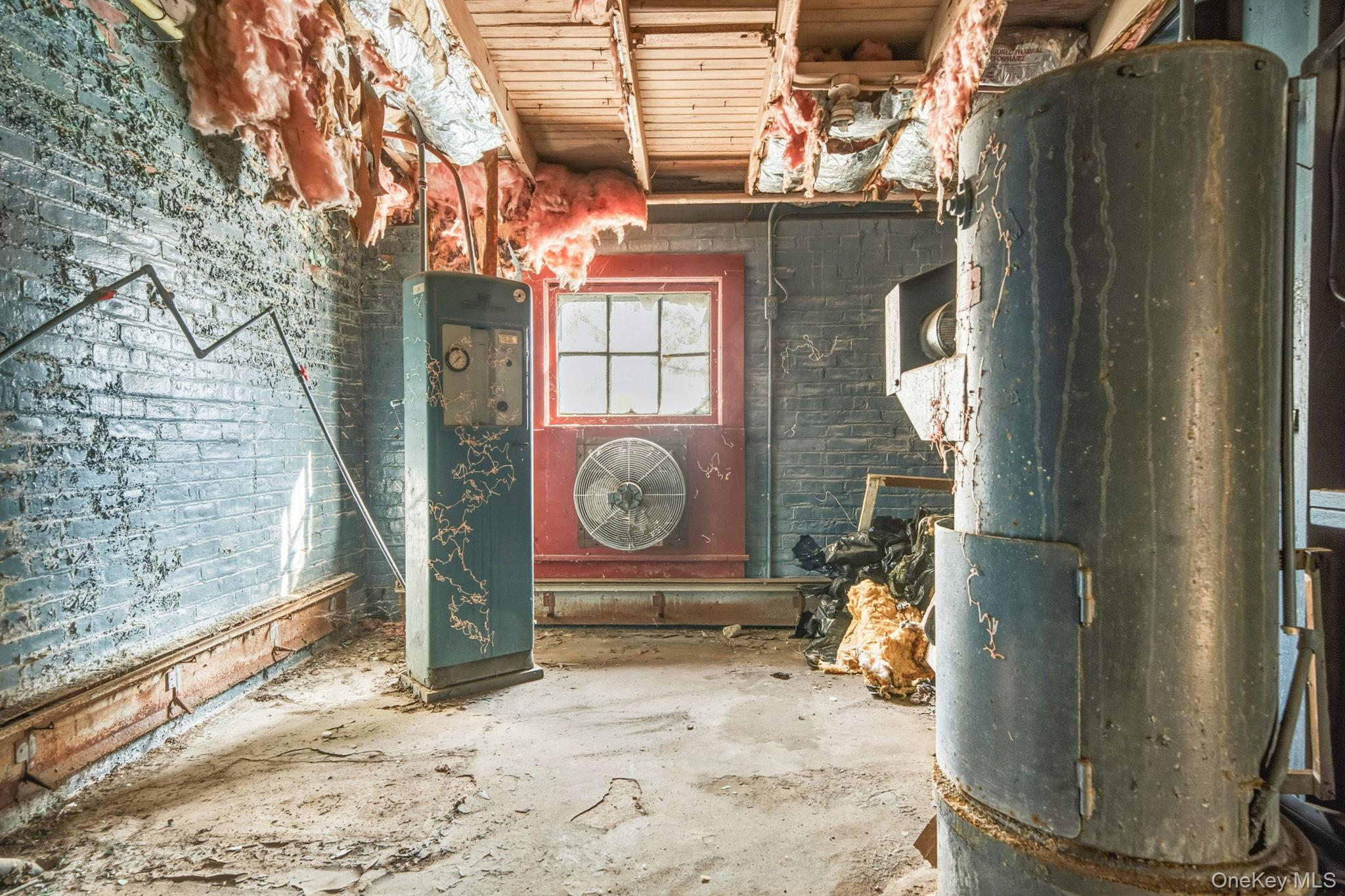 #17 photo, 37 E Market Street, Hyde Park , NY 12538