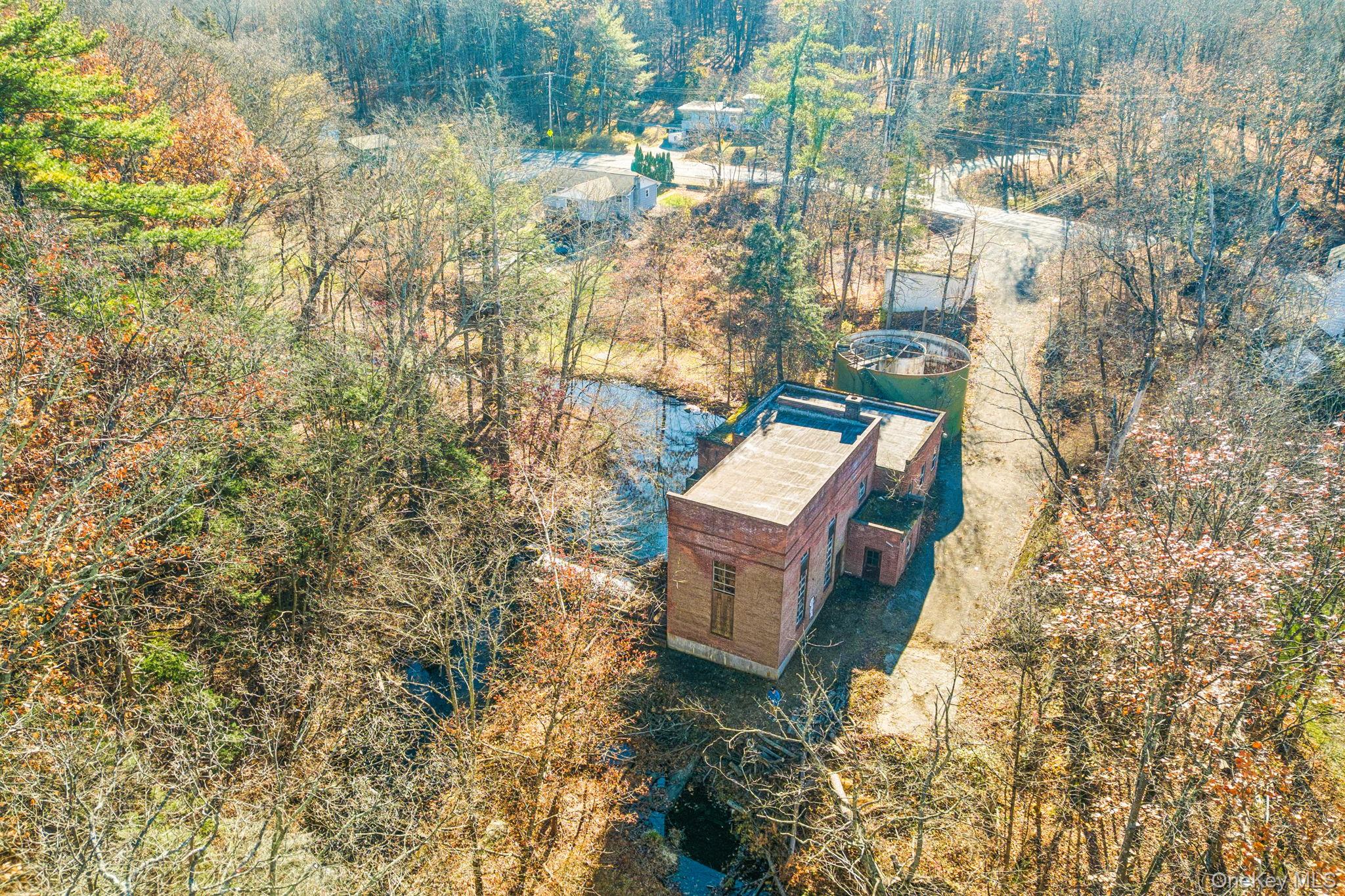 #5 photo, 37 E Market Street, Hyde Park , NY 12538