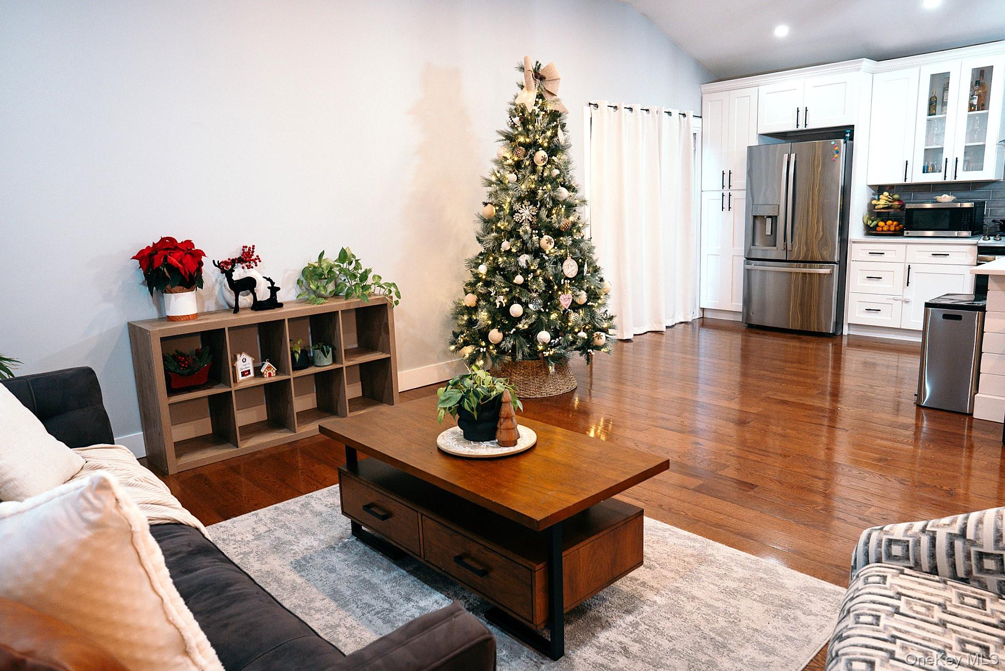 #11 photo, 19 Rose Lane, Wappingers Falls , NY 12590