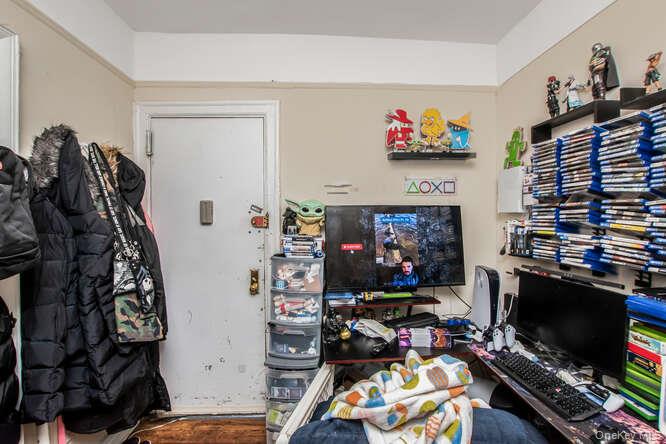 #10 photo, 3230 Cruger Avenue, برونكس Bronx , NY 10467