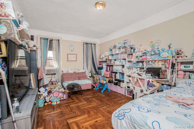 #13 photo, 3230 Cruger Avenue, برونكس Bronx , NY 10467