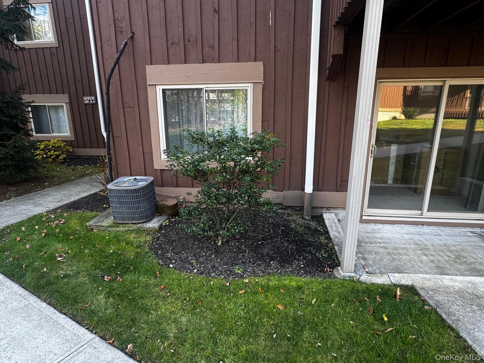 #4 photo, 129 Sterling Street, Beacon , NY 12508