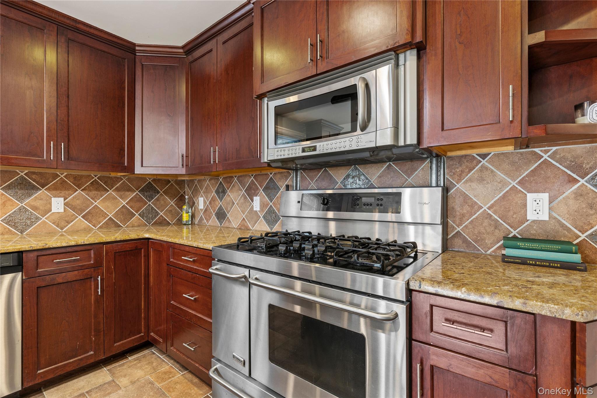 #10 photo, 29 Avondale Road, Harrison , NY 10528