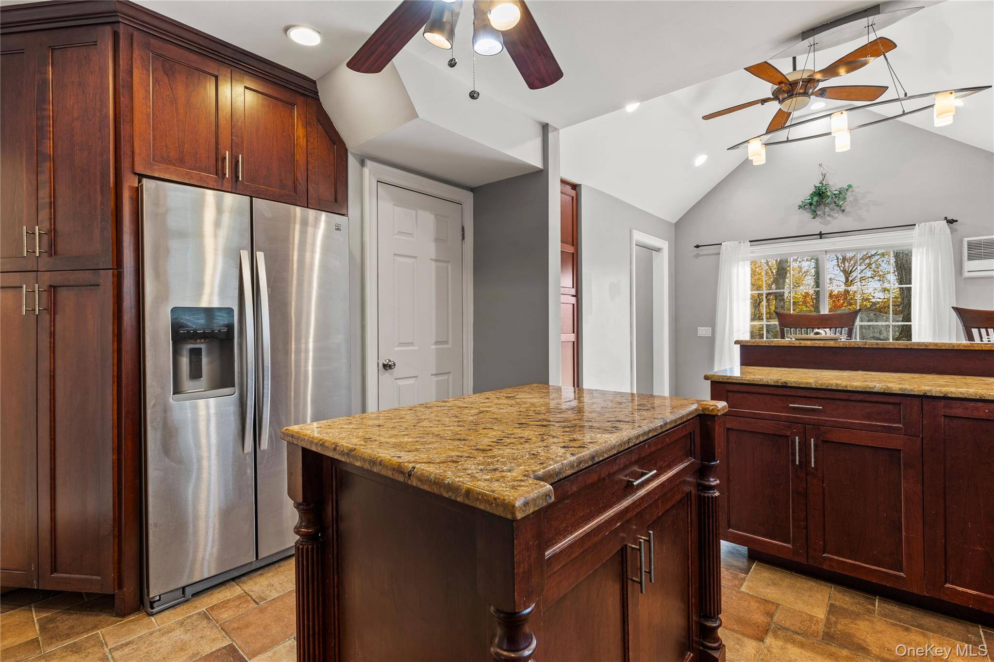 #12 photo, 29 Avondale Road, Harrison , NY 10528