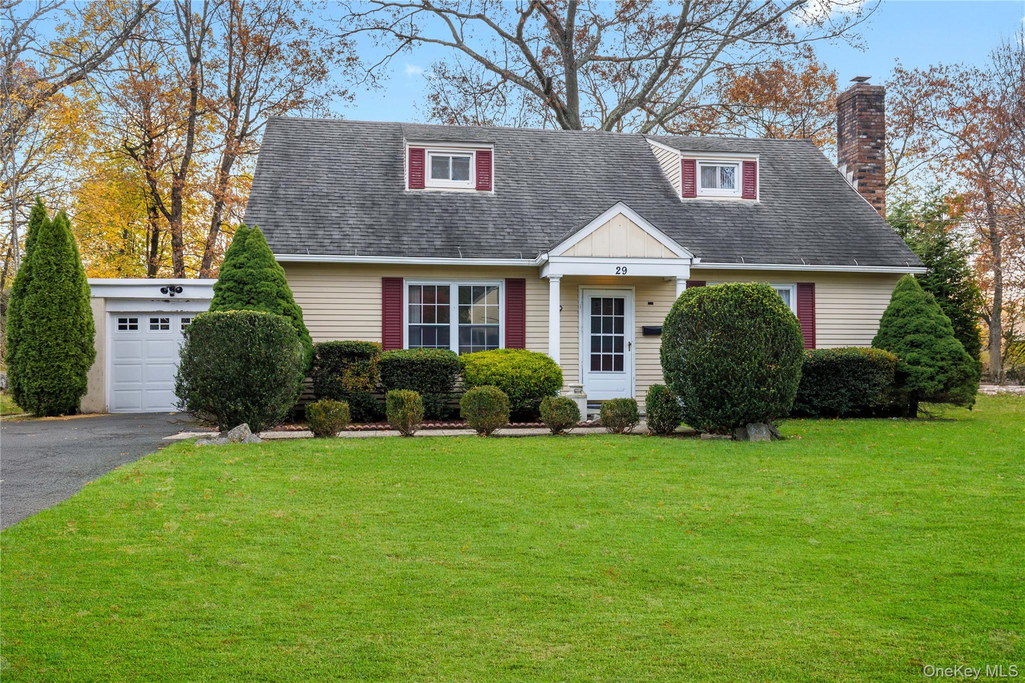 #2 photo, 29 Avondale Road, Harrison , NY 10528