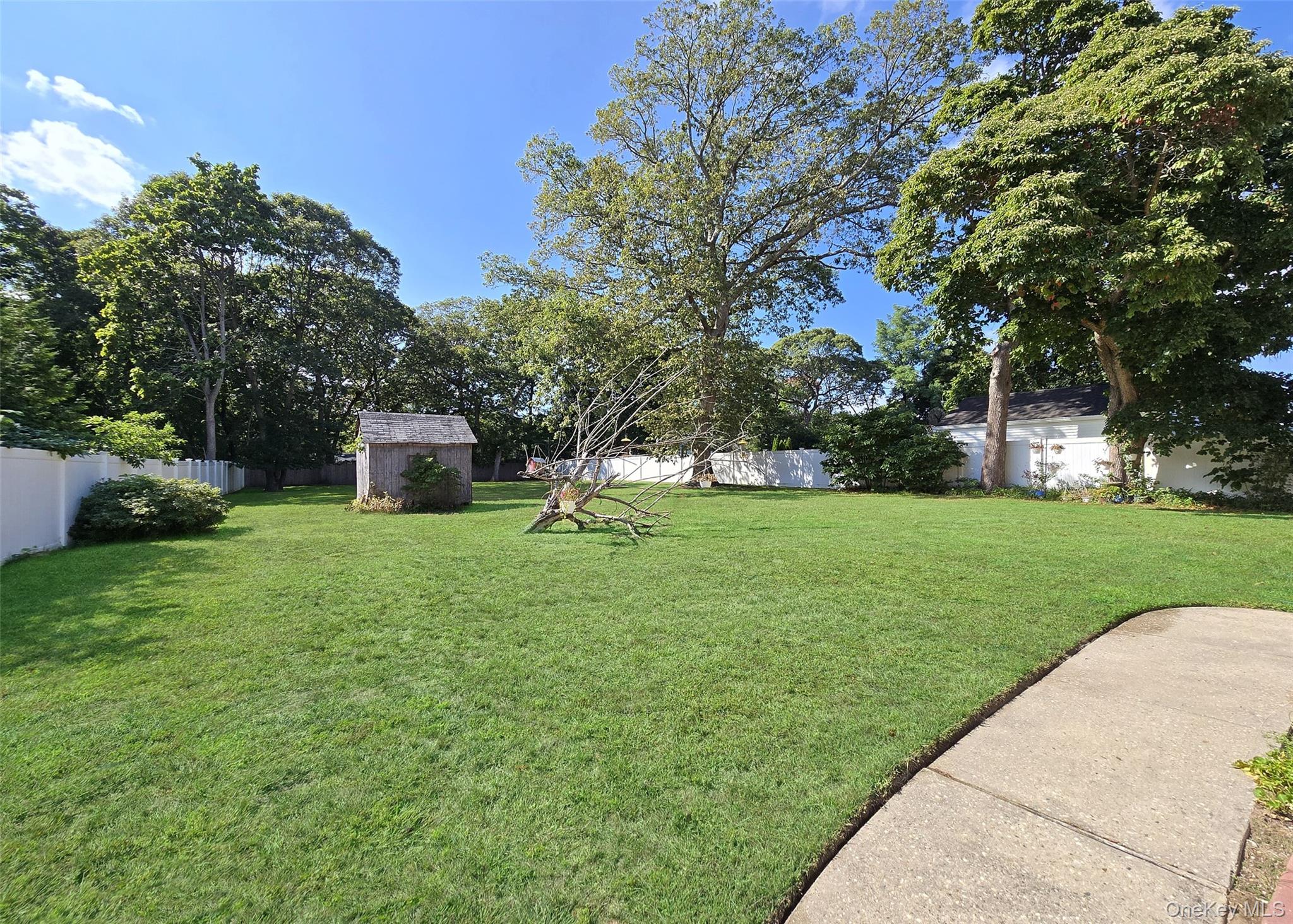 #18 photo, 119 Noel Drive, Centereach , NY 11720