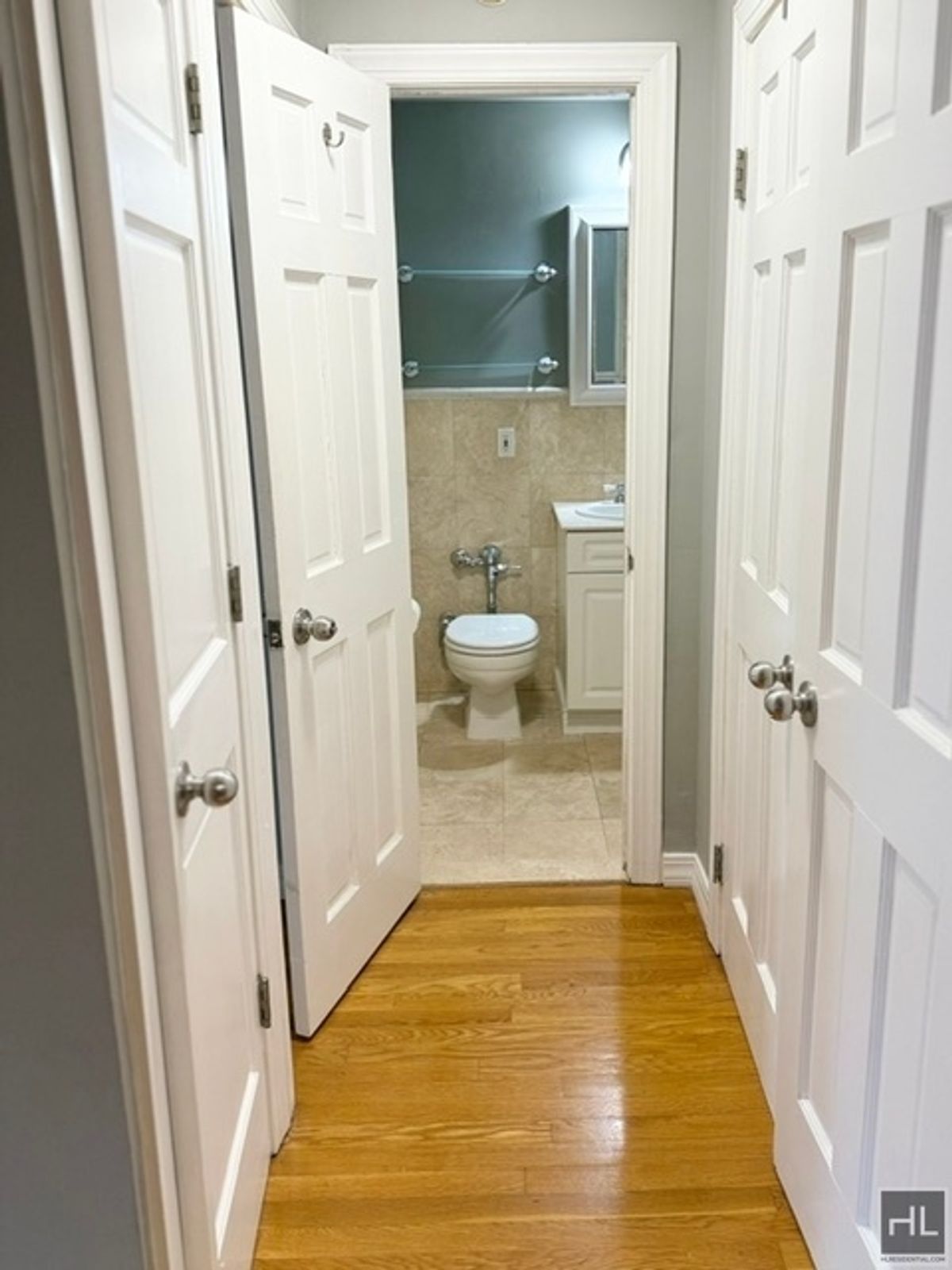 #4 photo, 333 E 34th Street, Murray Hill , NY 10016