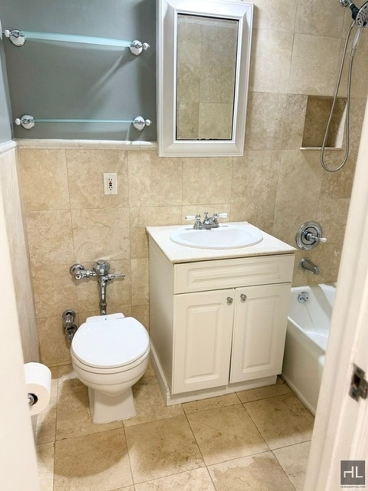 #5 photo, 333 E 34th Street, Murray Hill , NY 10016