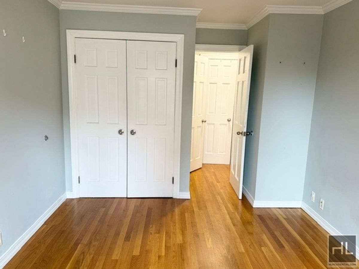 #6 photo, 333 E 34th Street, Murray Hill , NY 10016